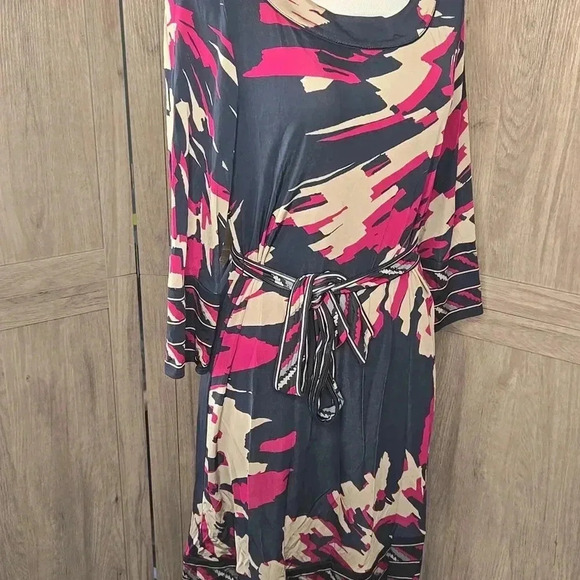 Stylish Women's Multicolor Dress BCBG - Picture 5 of 9